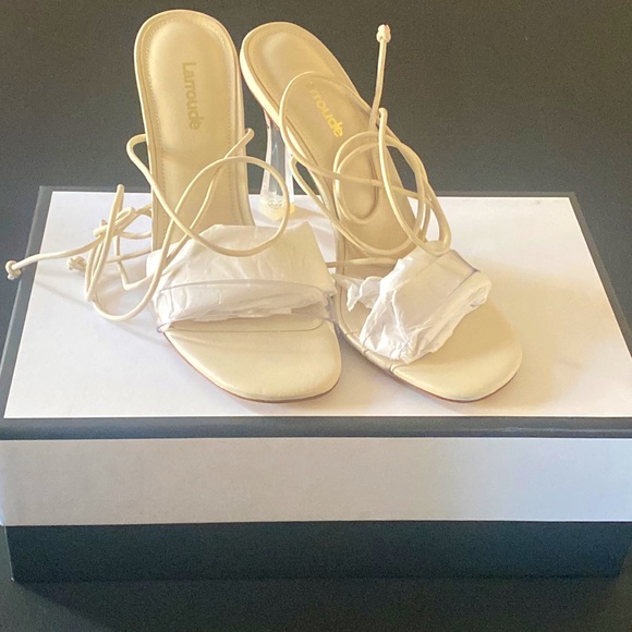 Larroude Gloria Sandal - Picture 4 of 4